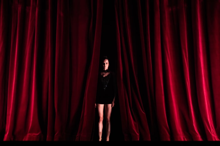 Z80_5446_RED CARPET_HOFESH SHECHTER_Ida Viikinkoski (c) Julien Benhamou OnP