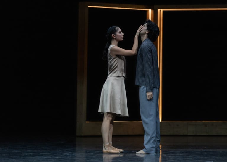 MHB_3831_RHAPSODIES_MTHUTHUZELI_ Célia Drouy et Axel Ibot © Maria-Helena Buckley OnP