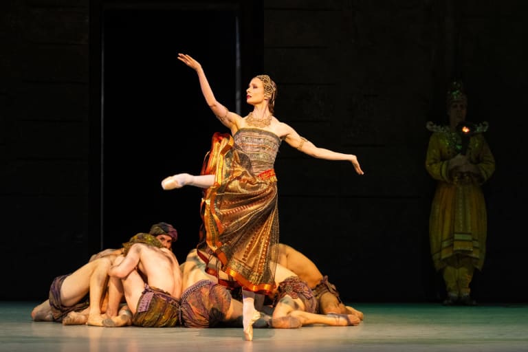 BAYADERE_260611_(c) YKellerman OnP_PG0091_L Baulac