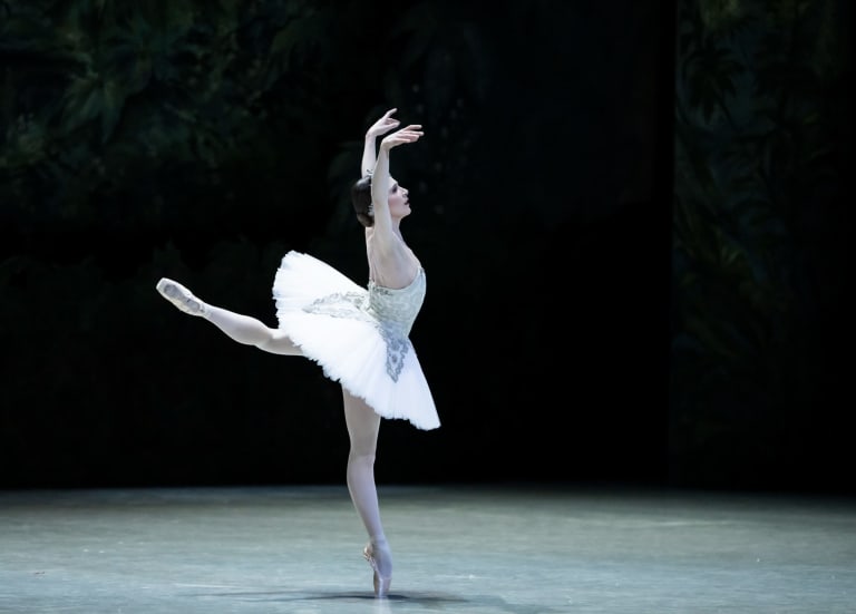 13_DSC2997_BAYADERE_NOUREEV_Valentine Colasante (Nikiya) (c) Julien Benhamou OnP