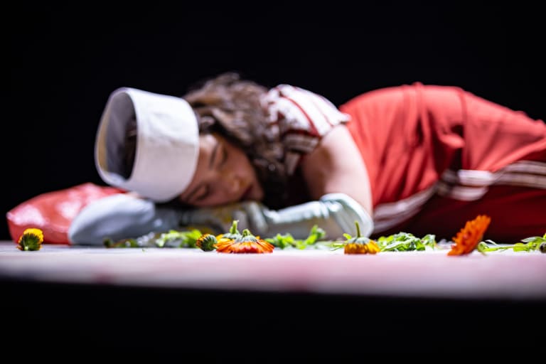 Quartier Est: Barre d’immeuble IV - Raphael Jacobs - saison 23/24 - 2