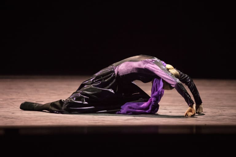 9_ann-ray-carmen-pregen-0423ann-ray-carmen-pregen-0275_CARMEN_MATS-EK_Ida-Viikinkoski-(M)-Simon-Le-Borgne-(Don-José)-(c)-Ann-Ray-OnP