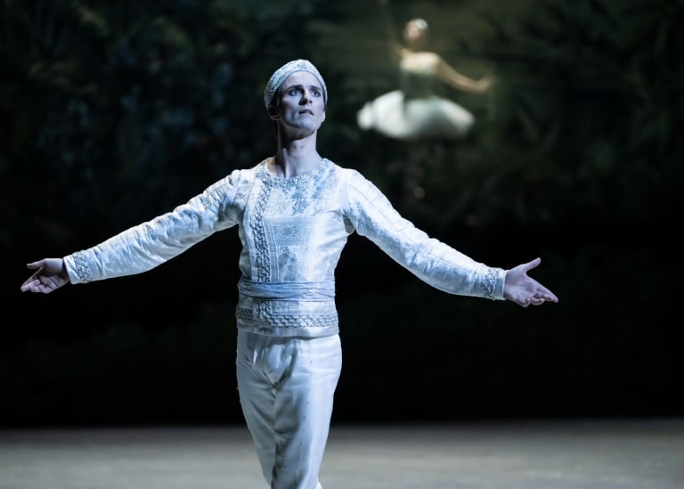 12_DSC2914_BAYADERE_NOUREEV_ Jérémy-Loup Quer (Solor) (c) Julien Benhamou OnP