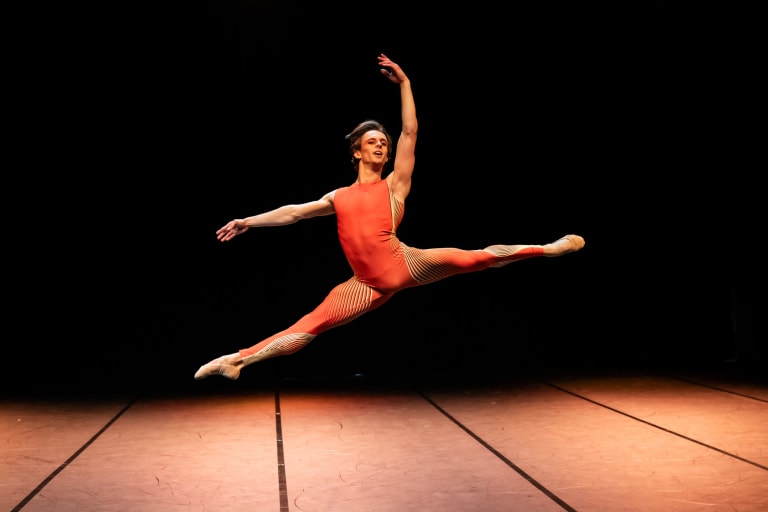 DSC_0414_DANSEURS CHOREGRAPHES_JUPITER_M Garrido_R Singer-Gassner (c) Julien Benhamou OnP