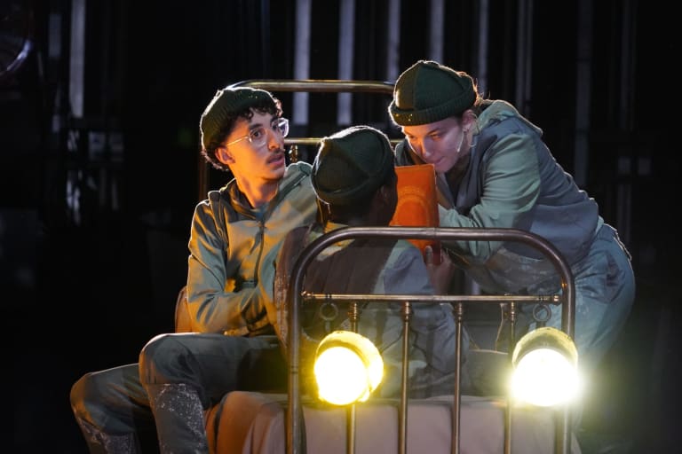 MARTIN SQUELETTE25_TJP021©CREA_Claude Bajonco