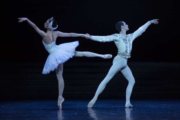 ann-ray-1588_LAC CYGNES_R Noureev_Sae Eun Park Paul Marque (c) ann ray OnP