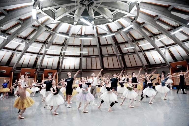 250203-BONP-Belle-Rep-230_1__BELLE AU BOIS DORMANT_R Noureev_Le Corps de ballet (c) Agathe Poupeney OnP