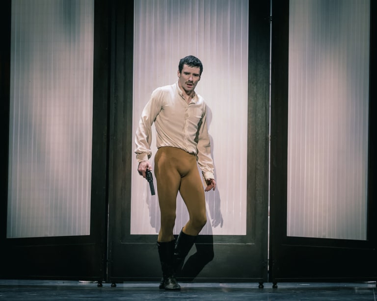 MHB_8444_MAYERLING_P Marque(c) Maria-Helena Buckley OnP