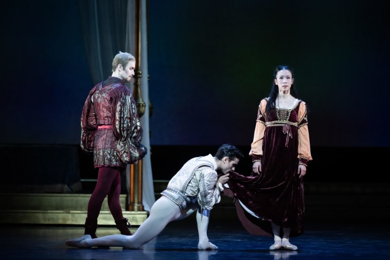 DSC_1703_Roméo et Juliette_Noureev_SE Park A Sarri F Révillion (c) Julien Benhamou OnP