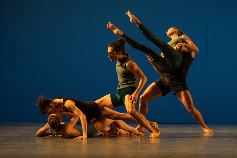 SADEH21_240205_YKellerman_PG0266__SADEH_Ohd Naharin_C Gross L Devignes A Monié M Gautier de Charnacé T Coste (c) Yonathan Kellerman OnP