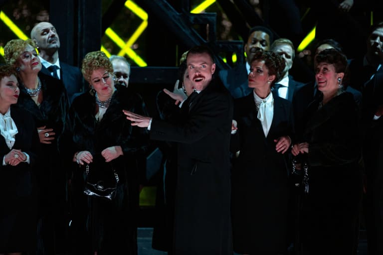 The Rake's Progress (saison 24/25) - 13