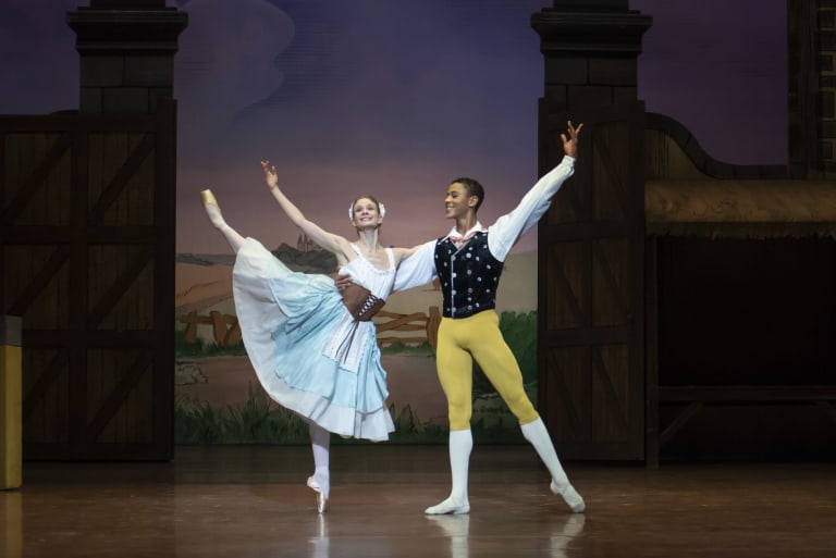 240314-039BF_LA FILLE MAL GARDEE_F Ashton_Léonore Baulac Guillaume Diop (c) Benoîte Fanton OnP