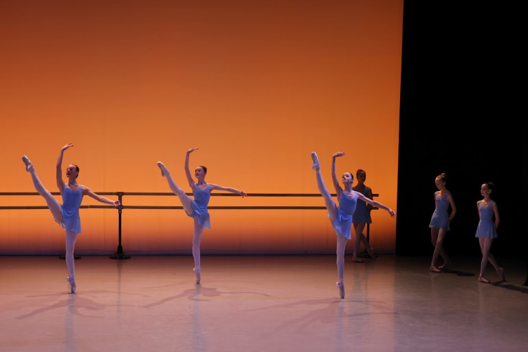 Démonstrations de l'École de Danse