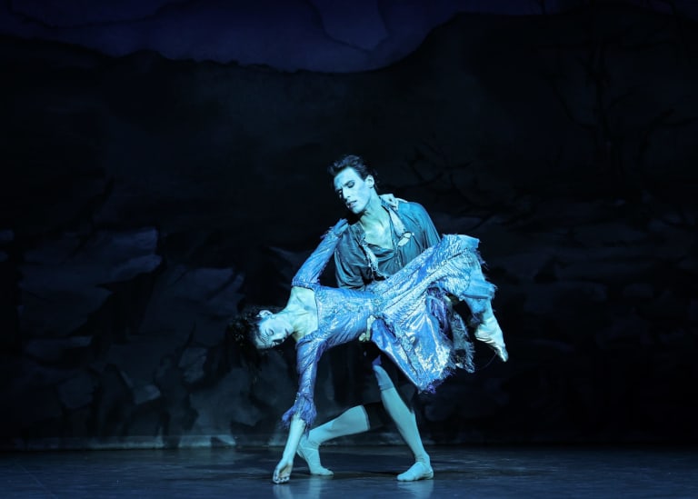 MHB_4216_La Dame aux camélias_Neumeier_H O'Neill T Docquir (c) Maria-Helena Buckley OnP