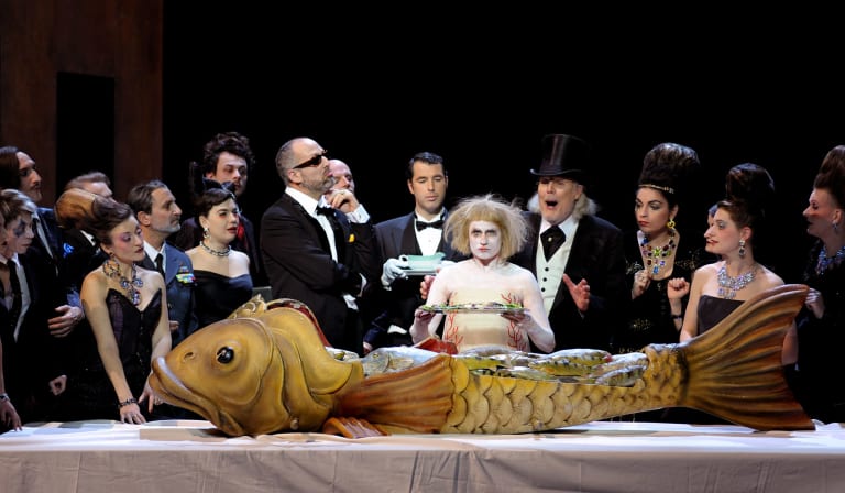 Yvonne, Princesse de Bourgogne - 4