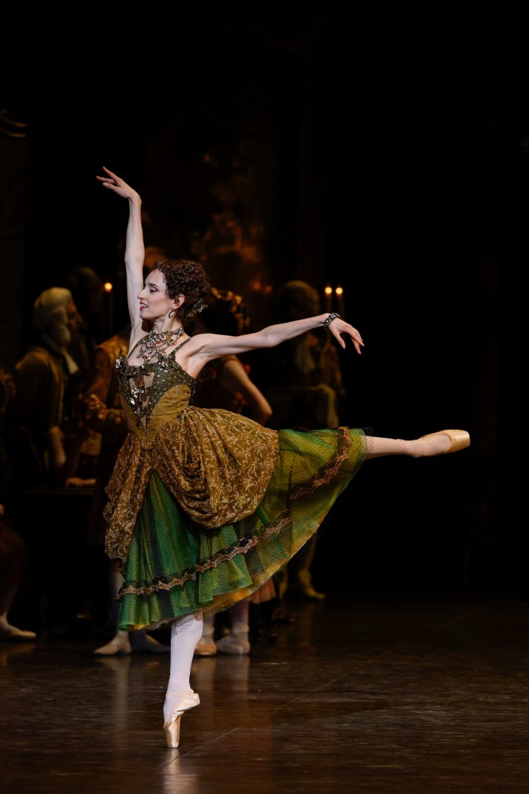 2023 06-HIST-©Loboff-2282_HISTOIRE MANON_Kenneth MacMillan_Silvia Saint-Martin (c) Svetlana Loboff OnP