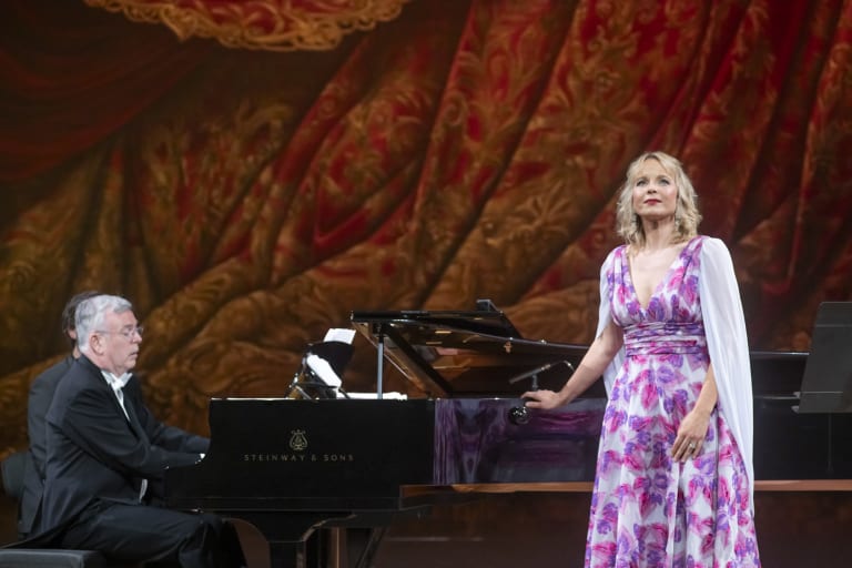 Elīna Garanča (saison 24/25) - 6