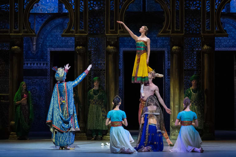 BAYADERE_260611_(c) YKellerman OnP_PG0225_ L Baulac F Melac B Battistoni
