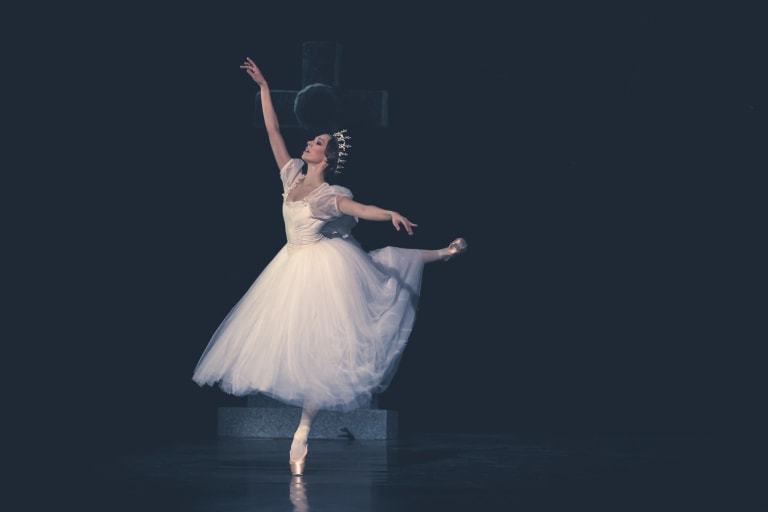 MHB_6064_GISELLE_CORALLI PERROT_Roxane Stojanov (c) Maria-Helena Buckley OnP