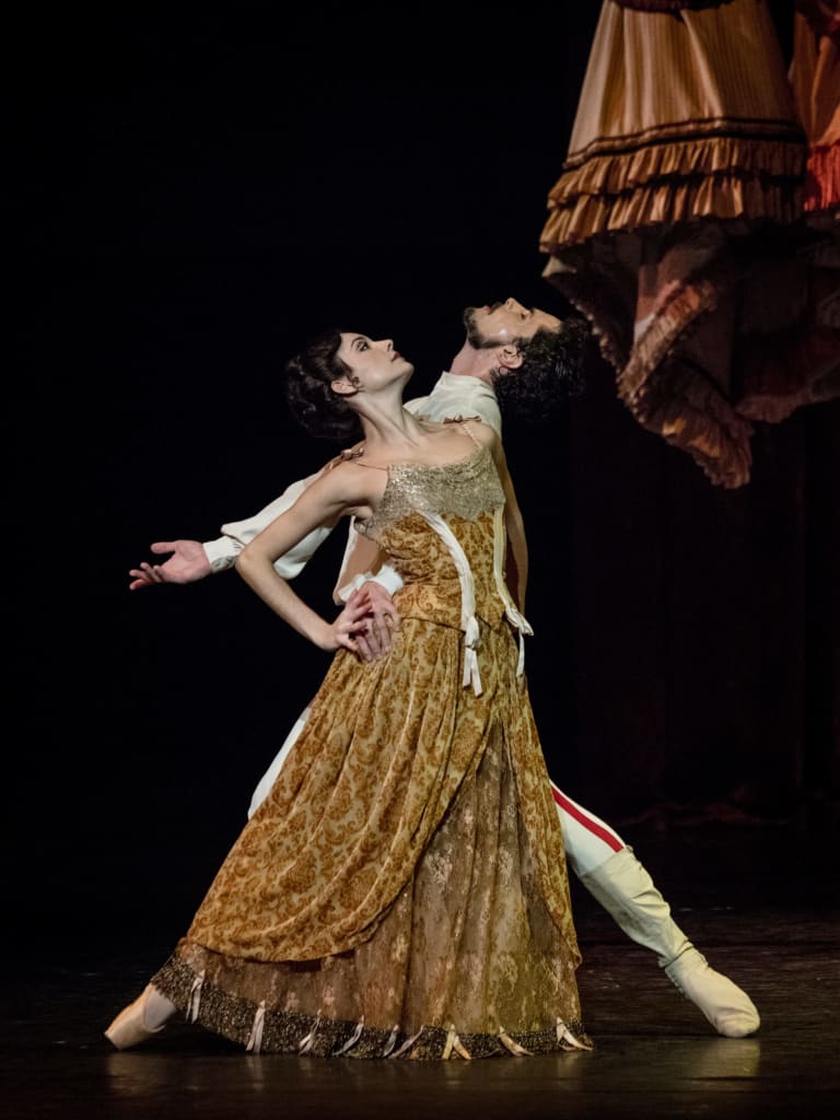 -1065_MAYERLING_Kenneth MacMillan_Camille Bon (Impératrice Elisabeth) Stéphane Bullion (Rodolphe) (c) ann ray OnP