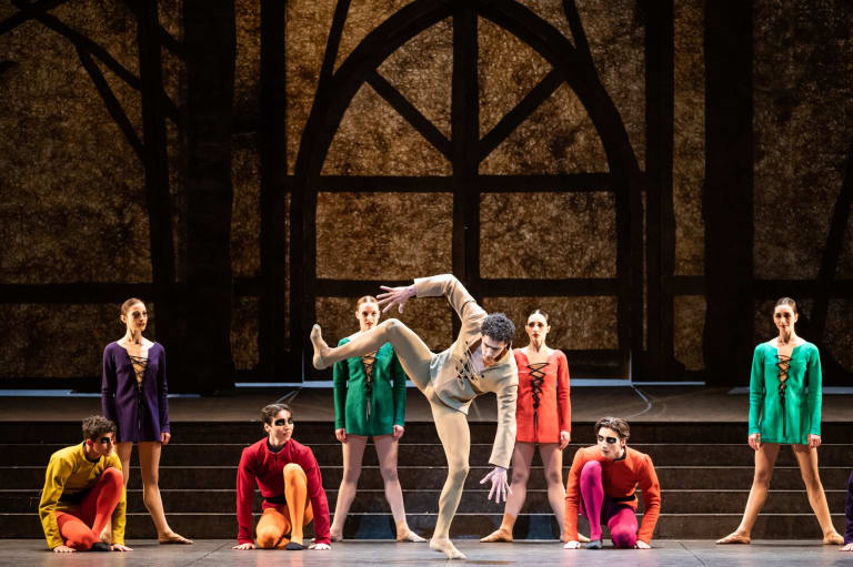 Stephane-Bullion--Quasimodo--Notredamedeparis-_--c--Julien-Benhamou-OnP62Z0074