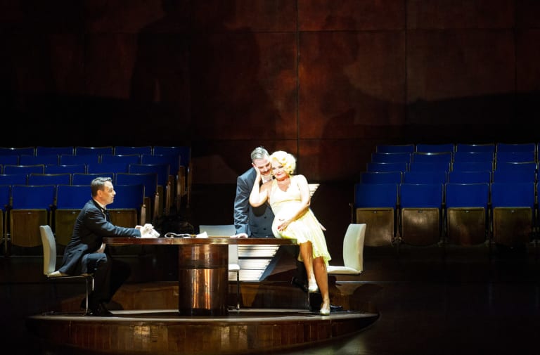 L'Affaire Makropoulos (saison 23/24) - 6