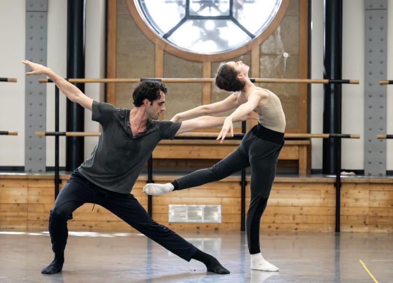 _Z9Z5336_DANSEURS CHOREGRAPHES_MOONLIGHT_Florent Melac Clémence Gross (c) Julien Benhamou OnP