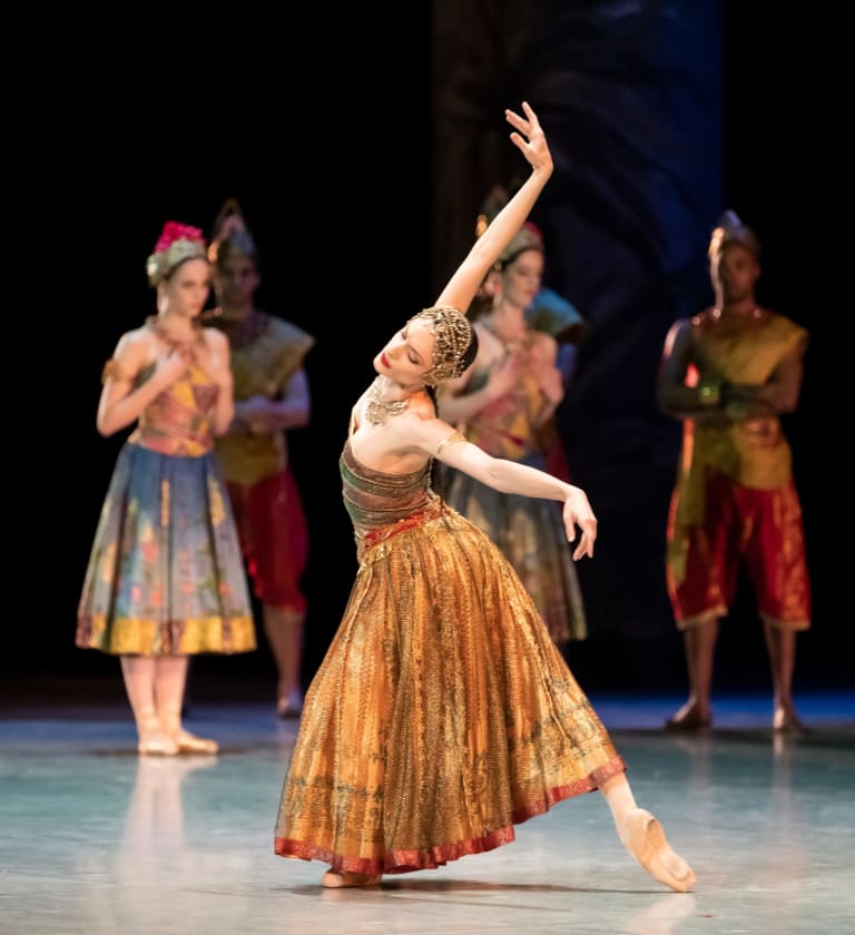 1_DSC7065_BAYADERE_NOUREEV_Dorothée Gilbert (Nikiya) (c) Julien Benhamou OnP