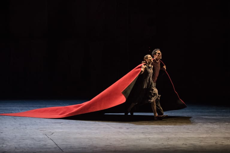 4_ann-ray-MatsEk-1ere-2067_ANOTHER-PLACE_MATS-EK-Ludmila-Pagliero-Stéphane-Bullion-(c)-Ann-Ray-OnP