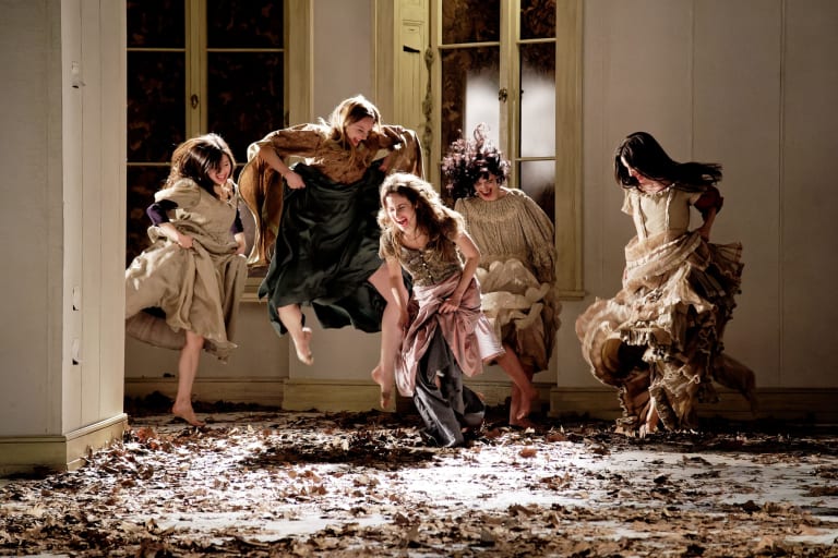 240622-BONP-BB-536_BARBE-BLEUE_Pina Bausch_A Hiddinga E hasboun E Drion A Belem LA Boucaud (c) Agathe Poupeney OnP