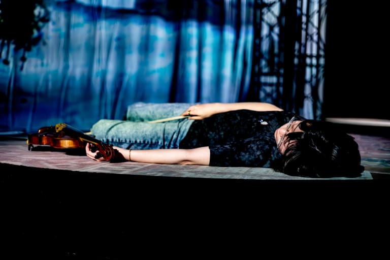 Quartier Est: Barre d’immeuble IV (saison 23/24) - 7