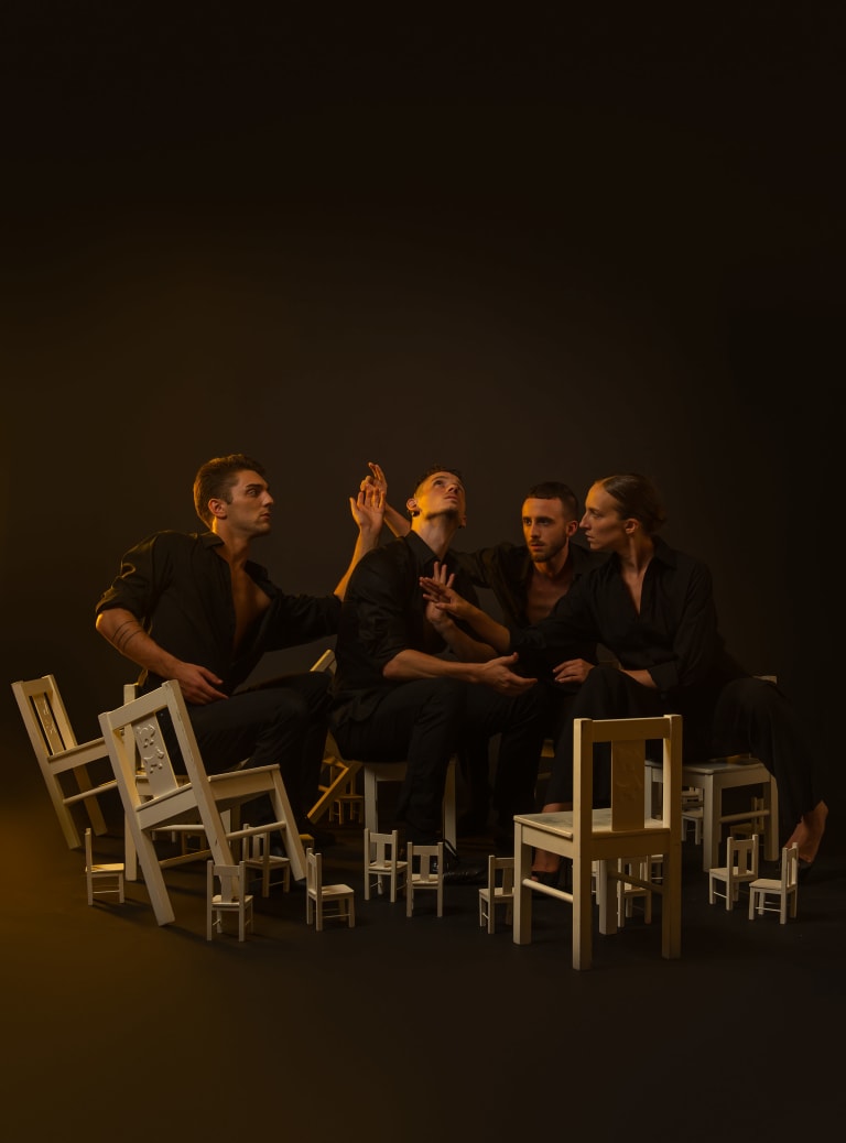 9-01 © Damian Siqueiros