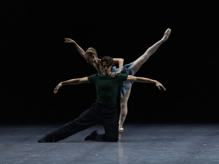 ann-ray-William-Forsythe-0912_BLAKE WORKS Léonore Baulac Germain Louvet (c) Ann Ray OnP
