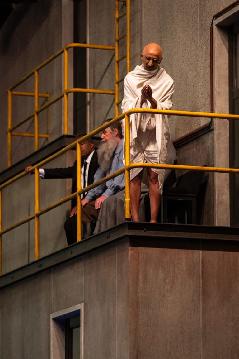 SATYAGRAHA_260401_YKellerman_SP0370