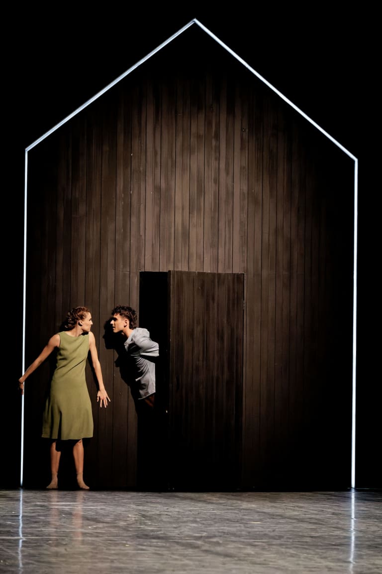 240928-BONP-Impasse-006_IMPASSE_Johan Inger_Ida Viikinkosli Andrea Sarri (c) Agathe Poupeney OnP