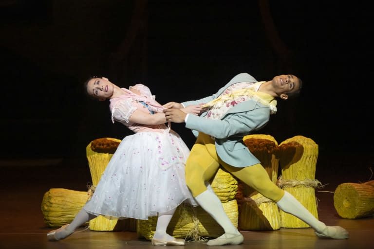 240314.2-72BF_ LA FILLE MAL GARDEE_F Ashton_Marine Ganio Jack Gasztowtt (c) Benoite Fanton OnP