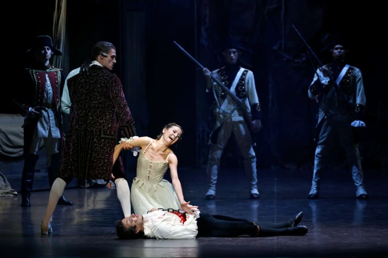 2023 06-HIST-©Loboff-2361_HISTOIRE MANON_Kenneth MacMillan_Ludmila Pagliero Francesco Mura Grégory Dominiak (c) Svetlana Loboff OnP