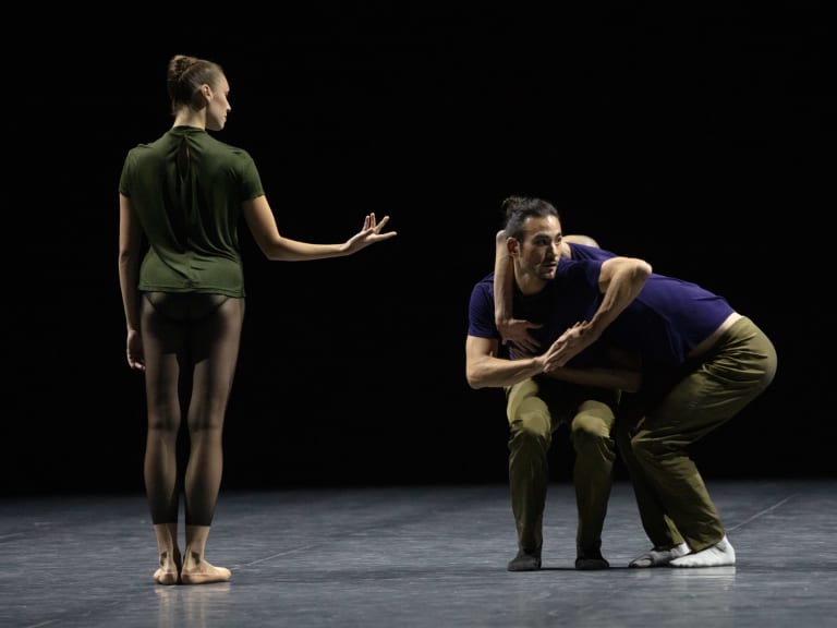 ann-ray-William-Forsythe-0179_REARRAY_W Forsythe_Roxane Stojanov Loup Marcault-Derouard Takeru Coste (c) Ann Ray OnP