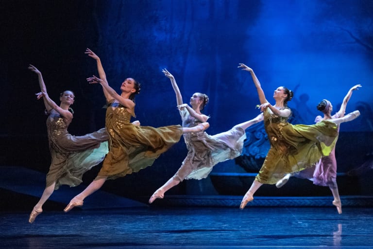 Sylvia (saison 24/25) - 1