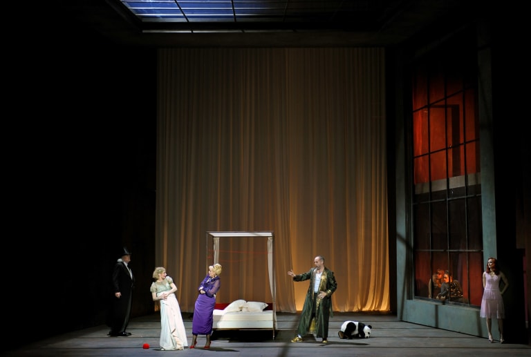 Yvonne, princesse de Bourgogne - 1