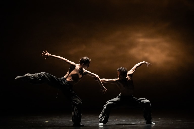 DSC_7035_THE SEASONS' CANON-Crystal Pite_C Gross F Mura (c) Julien Benhamou OnP