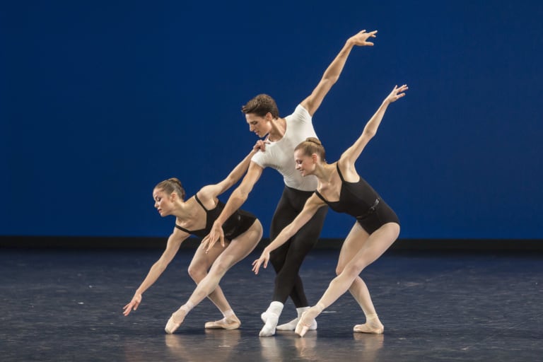 2017-18-AGON-052 Charline Giezendanner, Germain Louvet et Aubane Philbert