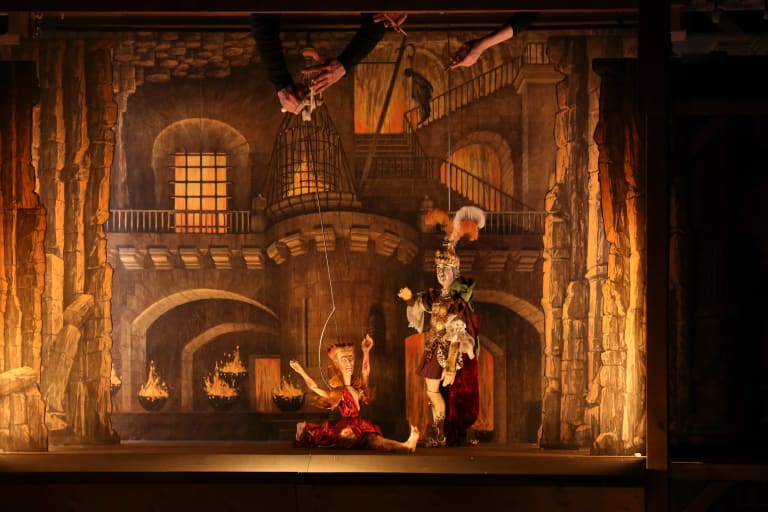 La belle-mère amoureuse  - 1