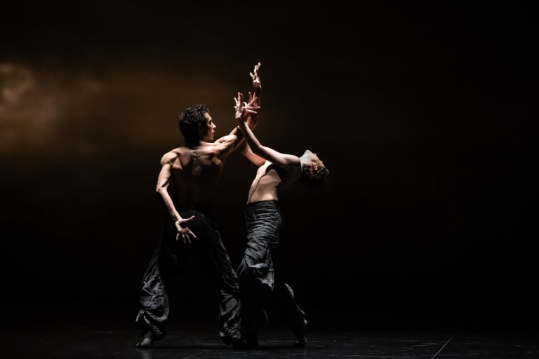 DSC_7129_THE SEASONS' CANON-Crystal Pite_C Gross F Mura (c) Julien Benhamou OnP