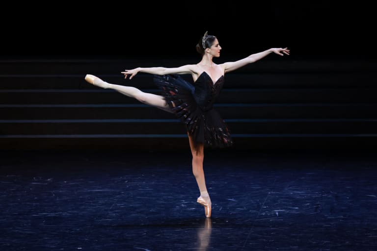 ann-ray-6277_LAC DES CYGNES_Héloïse Bourdon  (c) Ann Ray OnP