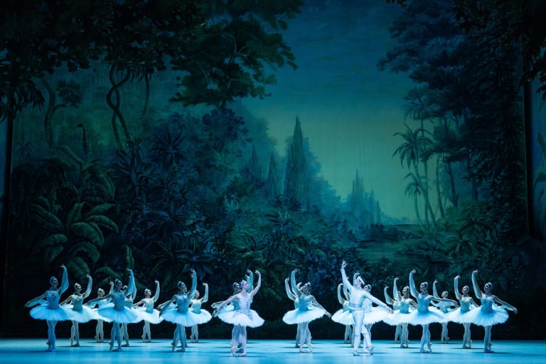 BAYADERE_260611_(c)YKellerman OnP_PG0661_ L Baulac P Marque