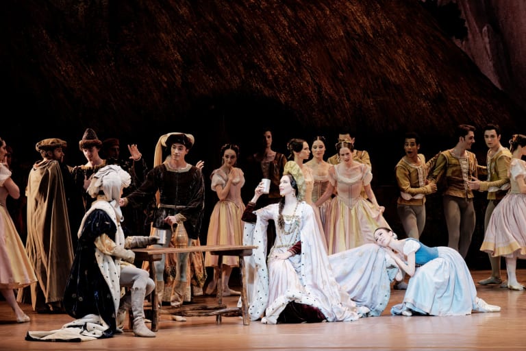 220706-Gis-317_GISELLE_CORALLI-PERROT_M. Botto (Duc Courlande) A. Raveau (Wilfried) M. Gautier (Bathilde) Sae Eun Park (Giselle) (c) Agathe Poupeney OnP