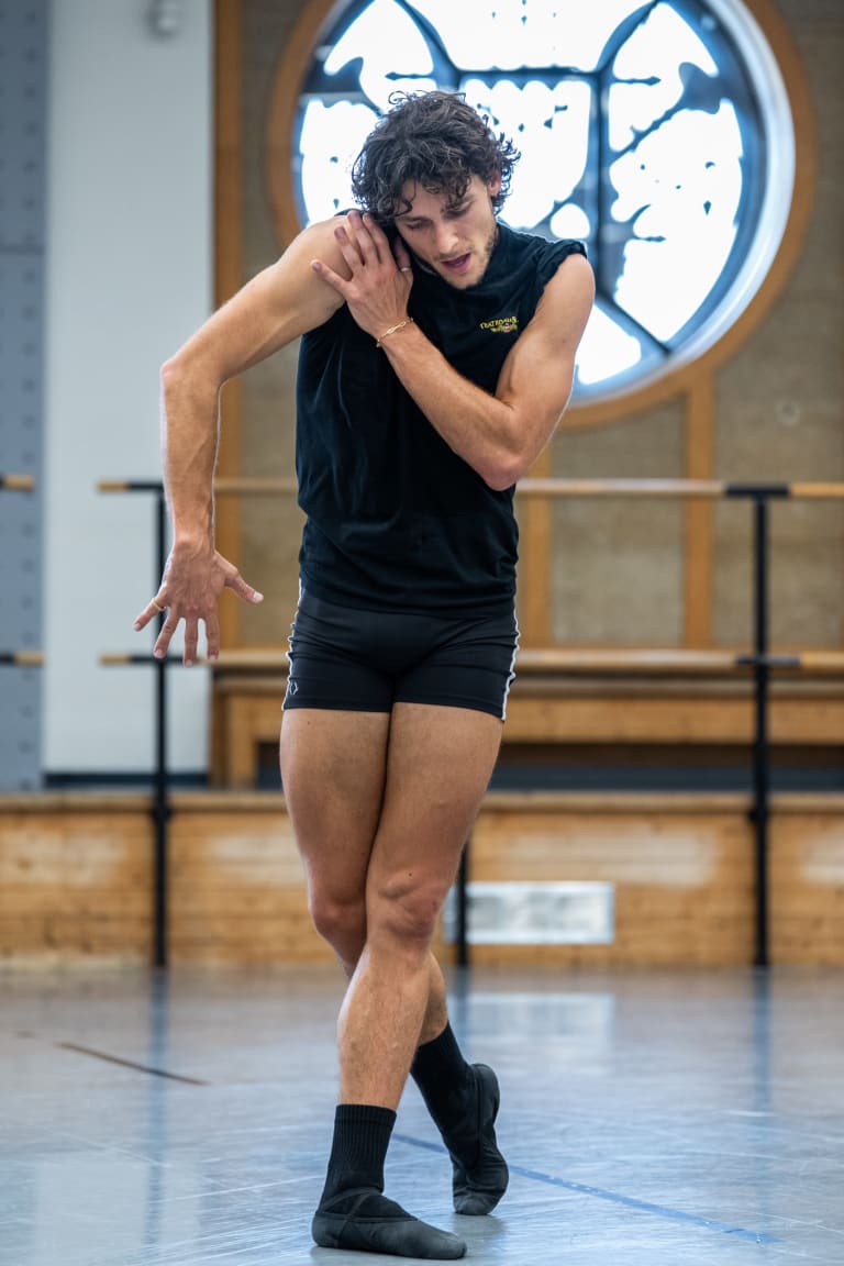 NOTREDAME_251113_YKellerman_R1463_NDP_Roland Petit_Hugo Marchand (c) Yonathan Kellerman OnP