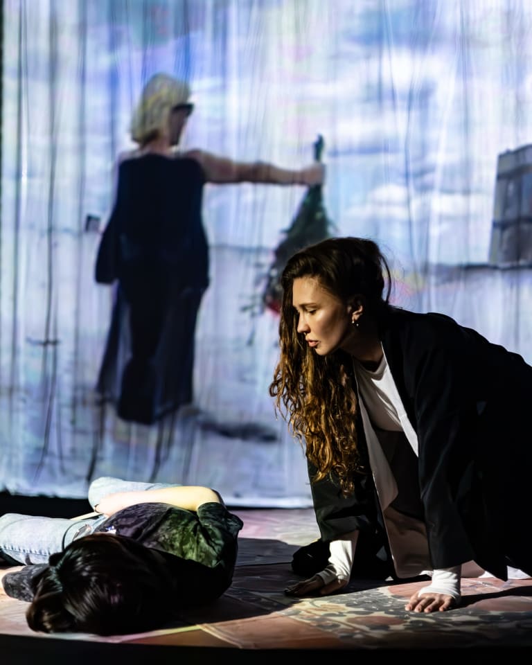 Quartier Est: Barre d’immeuble IV (saison 23/24) - 5