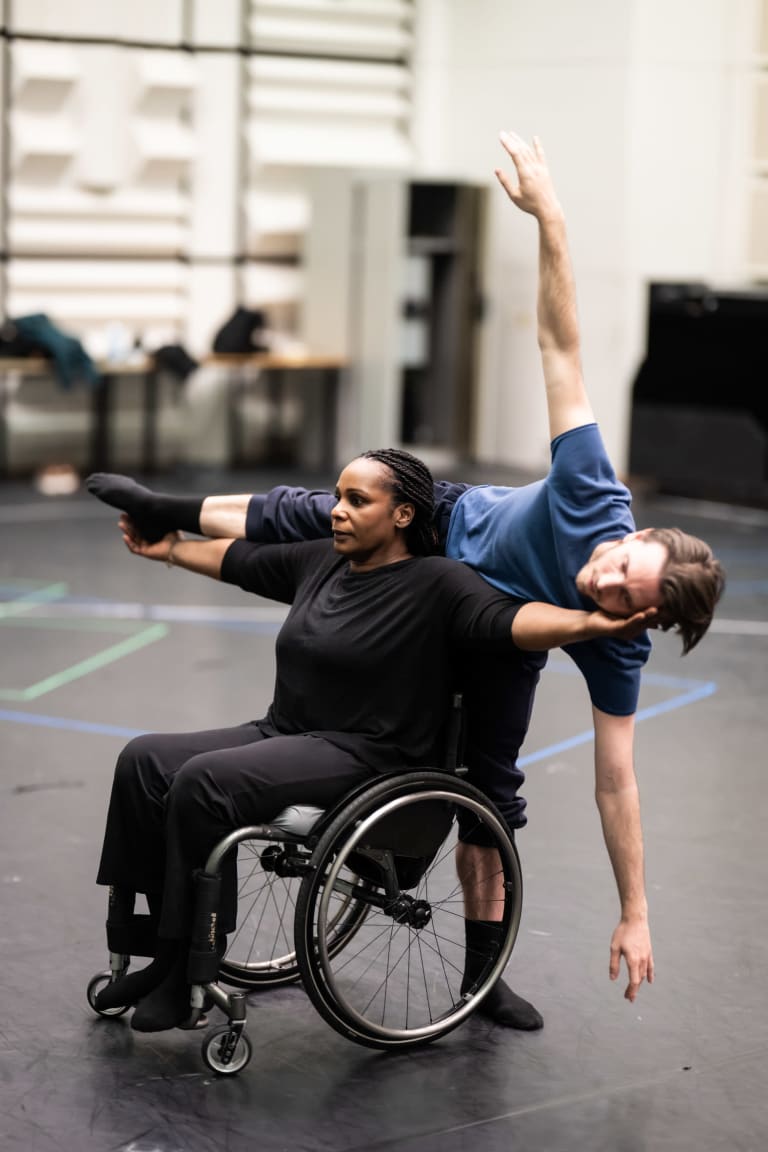 DSC_1467HD_DANSEURS CHOREGRAPHES_A PERTE DE VUE..._ Maxime Thomas_Gladys Foggea Maxime Thomas (c) Julien Benhamou OnP